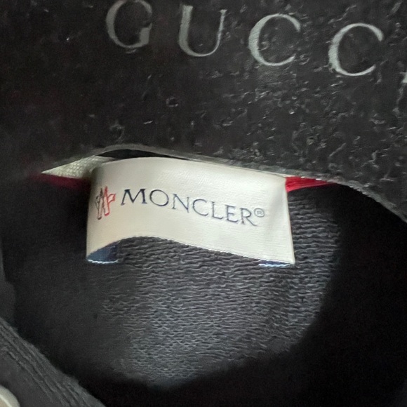 8 year old Moncler Kid's hoodie - Picture 2 of 7